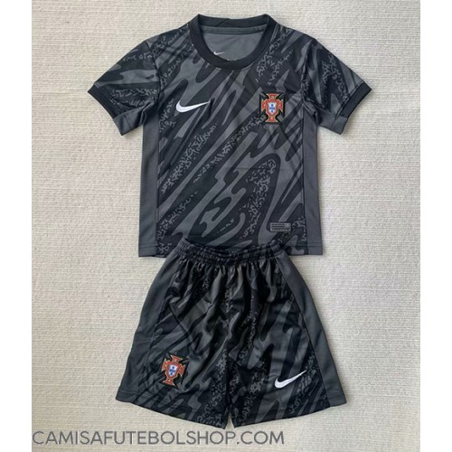 Camisa de time de futebol Portugal Goleiro Replicas 1º Equipamento Infantil Europeu 2024 Manga Curta (+ Calças curtas)